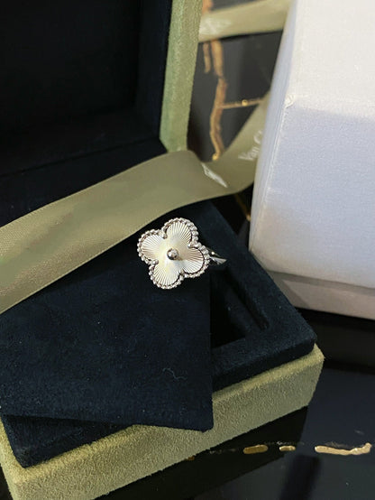 [⭐Veyra]CLOVER SILVER RING