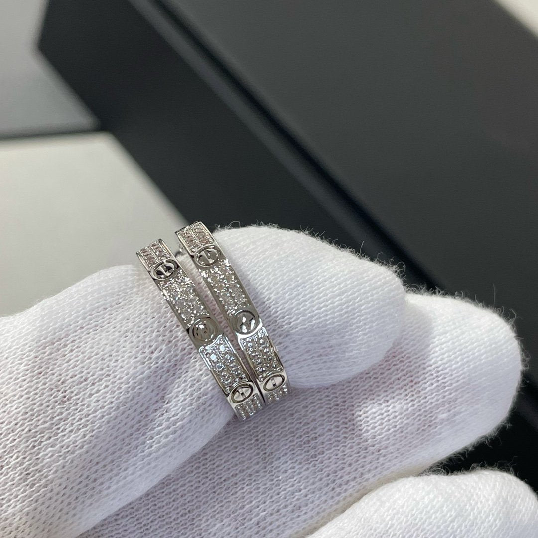 [⭐Veyra]LOVE DIAMOND SILVER HOOP EARRINGS