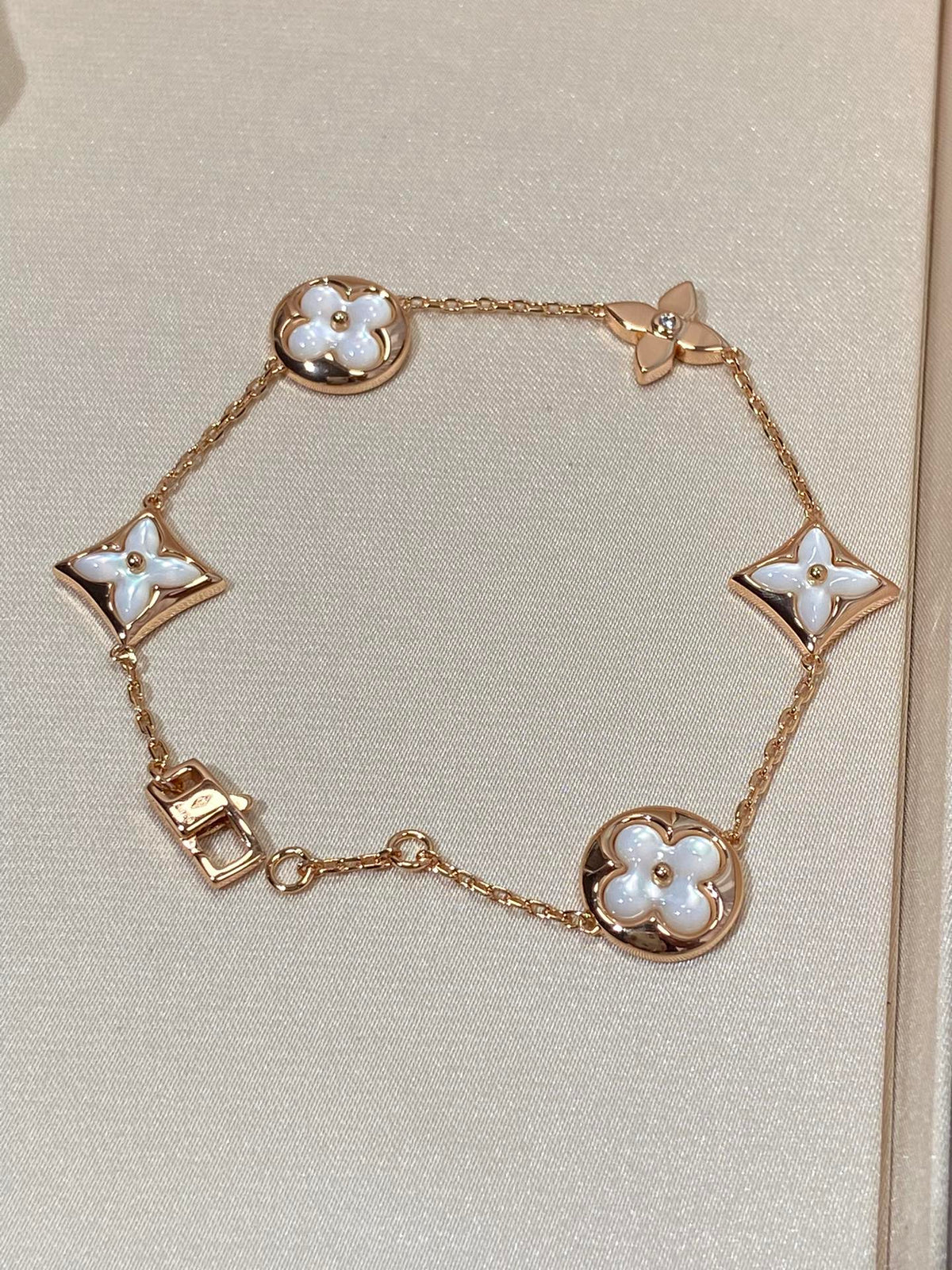 [⭐Veyra]STAR AND SUN 5 MOTIF MOP PINK GOLD BRACELET