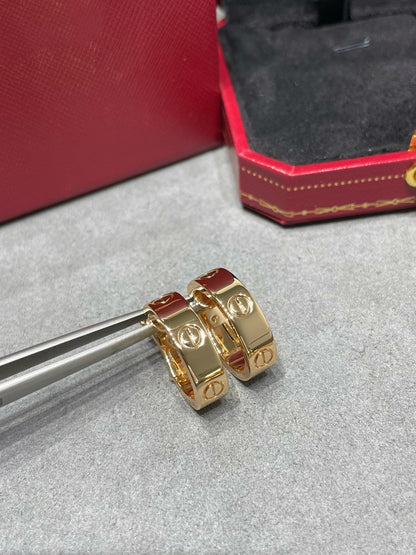 [⭐Veyra]LOVE 5.5MM EARRINGS