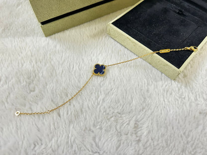 [⭐Veyra]CLOVER 1 MOTIF PIETERSITE BRACELET