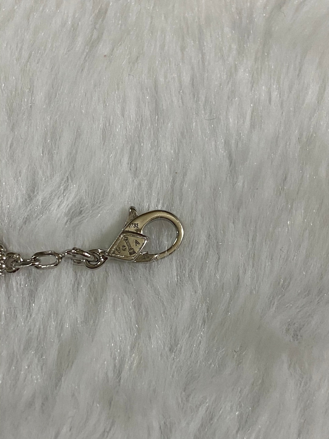 [⭐Veyra]CLOVER 1 MOTIF PIETERSITE BRACELET