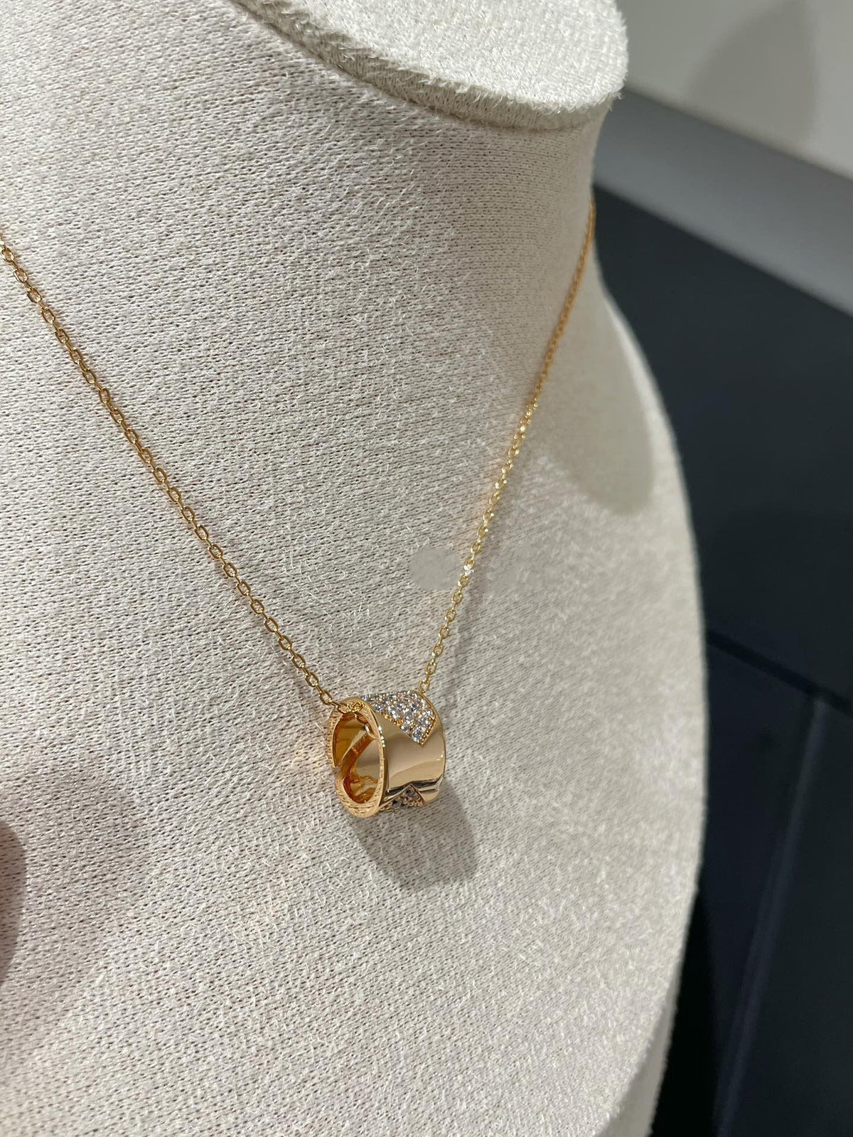 [⭐Veyra]LIENS EVIDENCE DIAMOND PAVED NECKLACE