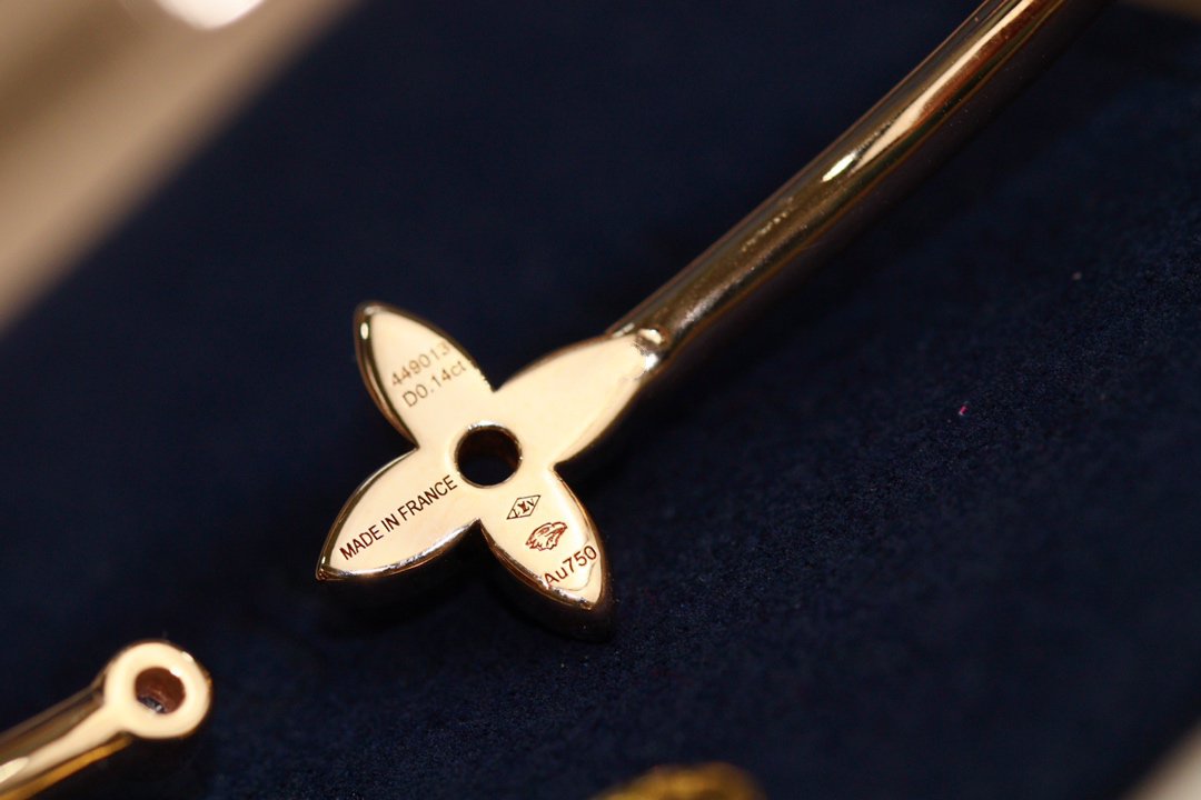 [⭐Veyra]IDYLLE PINK GOLD OPEN BRACELET DIAMOND PAVED