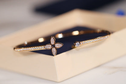 [⭐Veyra]IDYLLE GOLD OPEN BRACELET DIAMOND PAVED