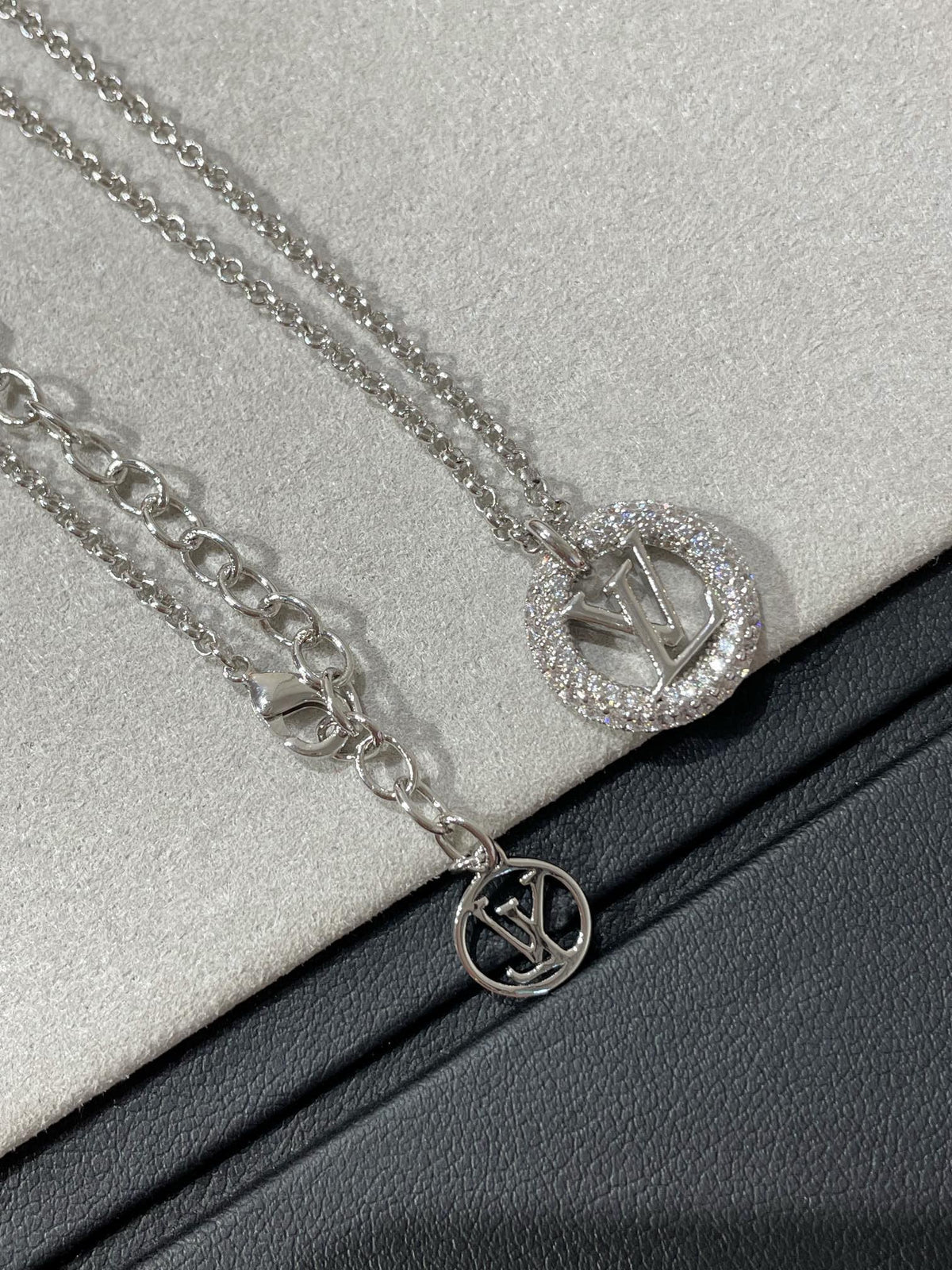 [⭐Veyra]BY NIGHT DIAMOND PAVED NECKLACE