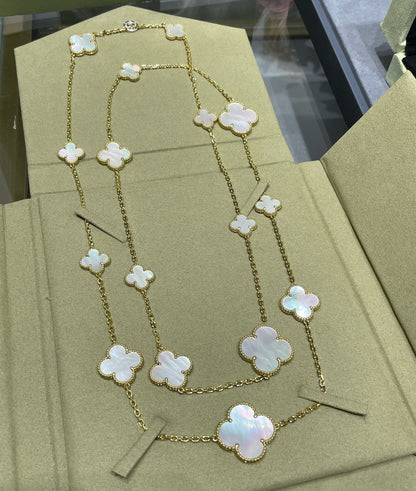 [⭐Veyra]CLOVER 16 MOTIF WHITE MOP GOLD NECKLACE