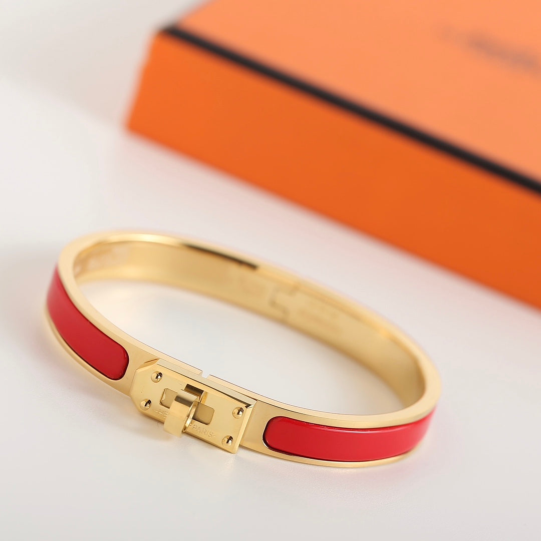 [⭐Veyra]HM KELLY RED BRACELET