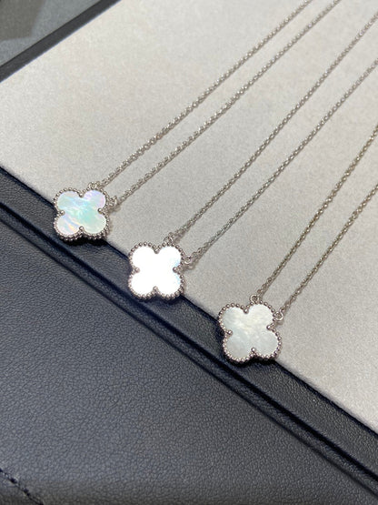 [⭐Veyra]CLOVER MEDIUM SILVER WHITE MOP NECKLACE