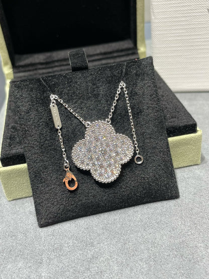 [⭐Veyra]CLOVER 25MM LARGE PENDANT DIAMOND PAVED SILVER NECKLACE