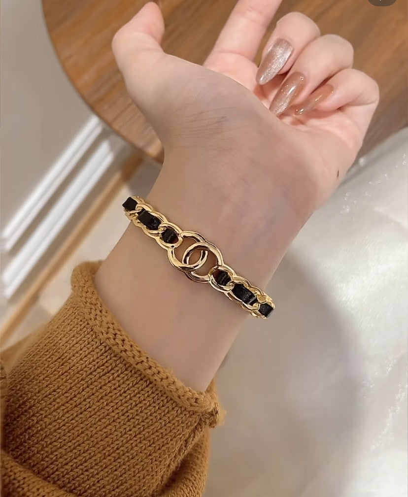 [⭐Veyra]Double C Open Bangle