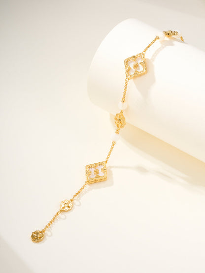 [⭐Veyra]B.C.L ENAMELED Three-Flower Bracelet（Trumpet)