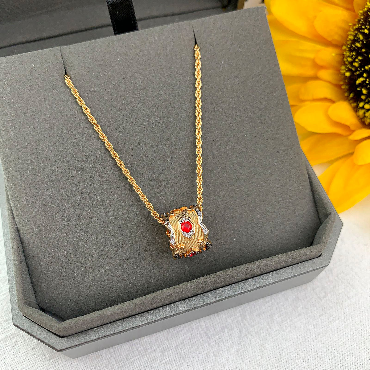 [⭐Veyra] B.C.L “Little Waist” Enamel  NECKLACE（Various colors