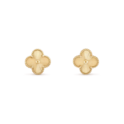 [⭐Veyra]CLOVER MINI 9.5MM LASER EARRINGS
