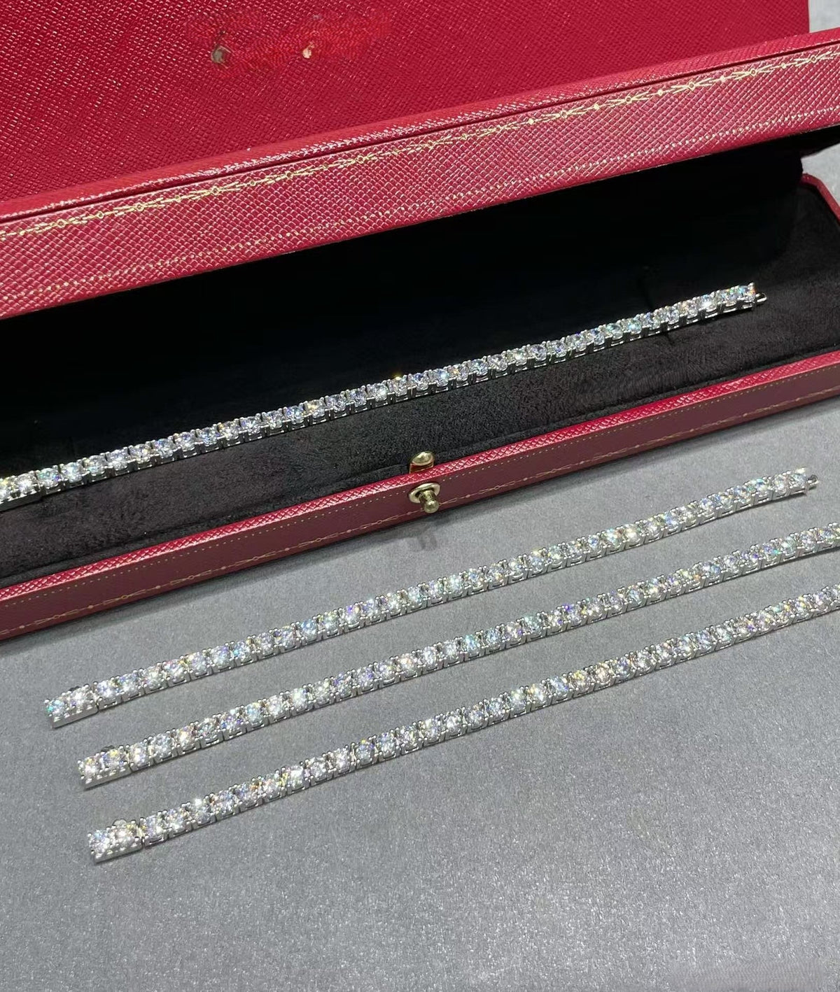 [⭐Veyra jewelrys]TENNIS BRACELET WITH FULL DIAMOND SETTING
