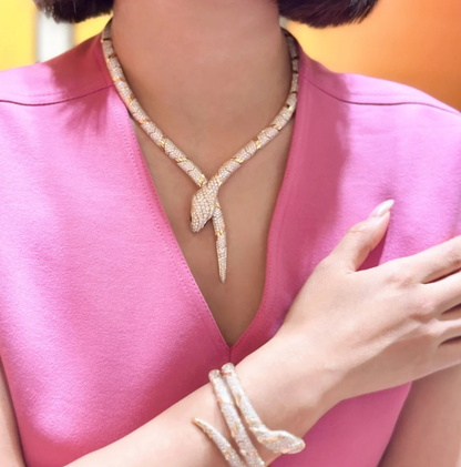 [⭐Veyra]HAUTE COUTURE GOLD SERPENTI NECKLACE