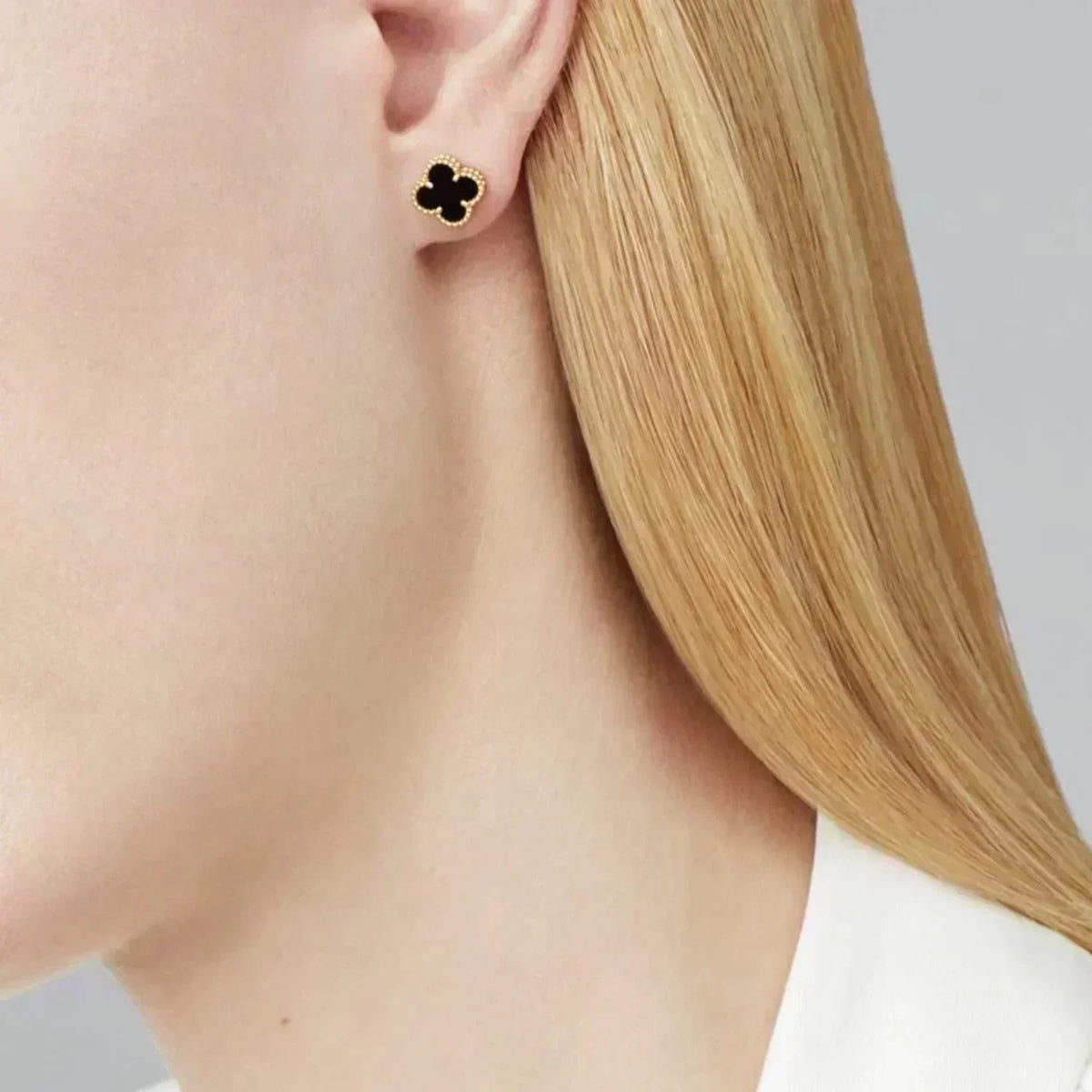 [⭐Veyra]CLOVER MINI 9.5MM BLACK MOP EARRINGS