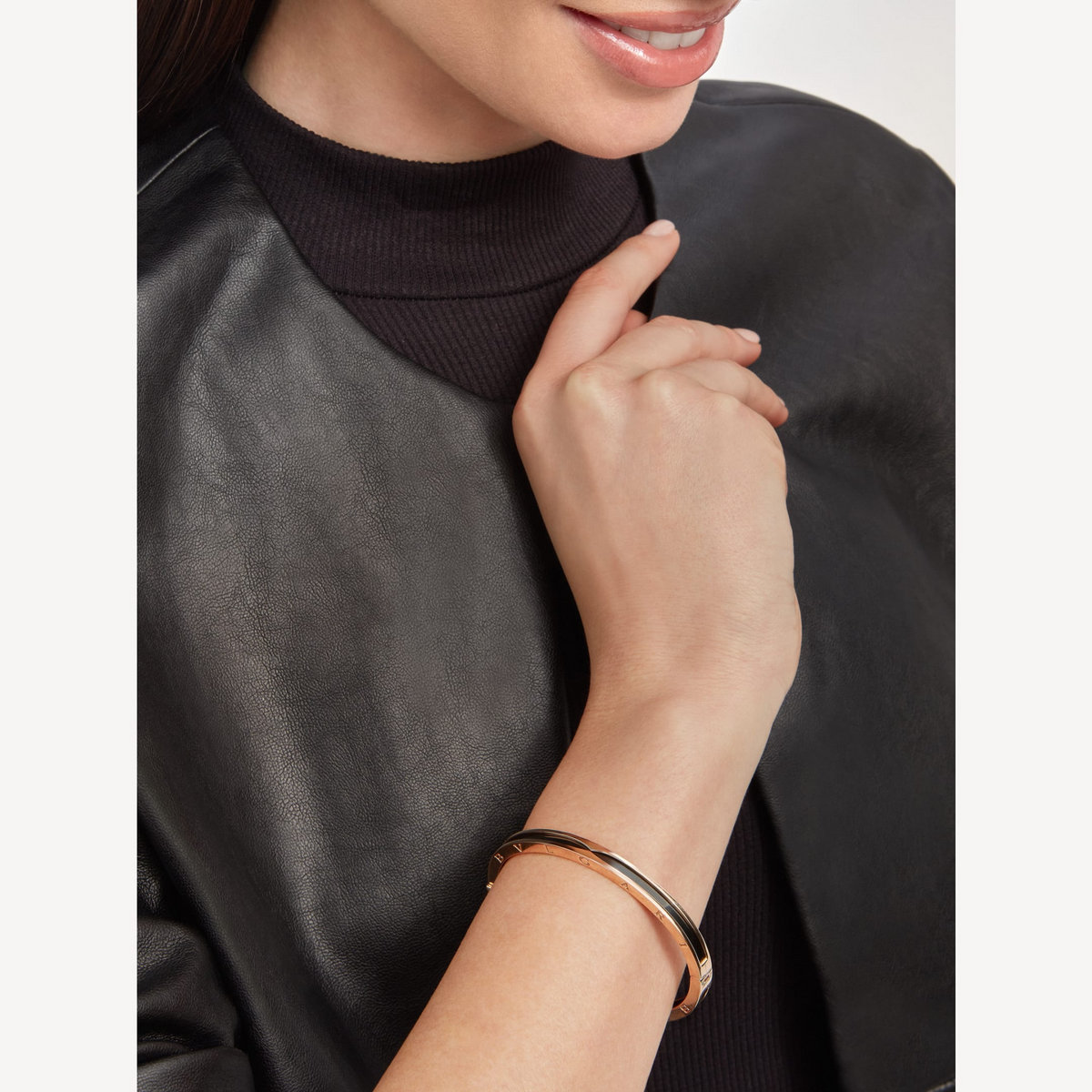 [⭐Veyra]ZERO 1 PINK GOLD WITH BLACK CERAMIC BRACELET
