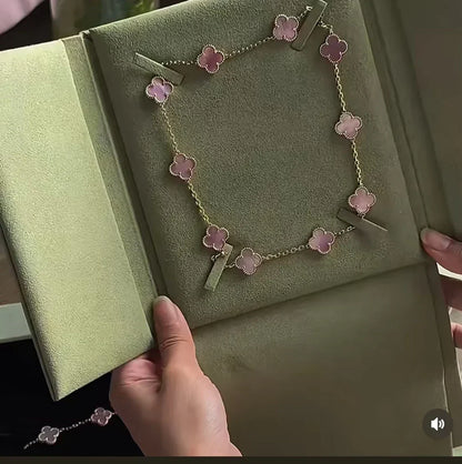 [⭐Veyra Jewellery] Pink Necklace with Ten Clover Designs