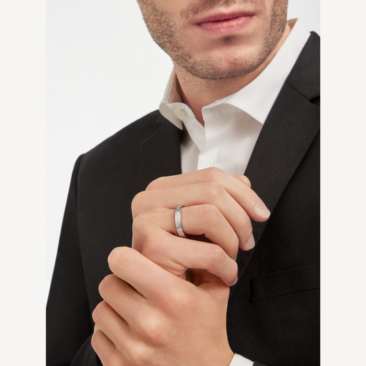[⭐Veyra]ZERO 1 ESSENTIAL WITH A DIAMOD RING