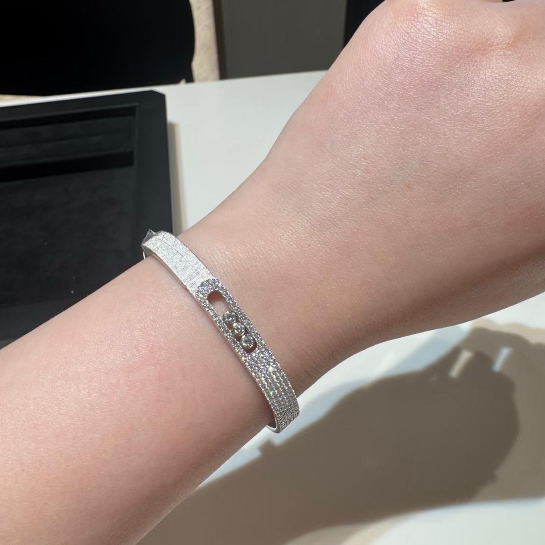 [⭐Veyra]Move Noa Ciselé half pavé bangle