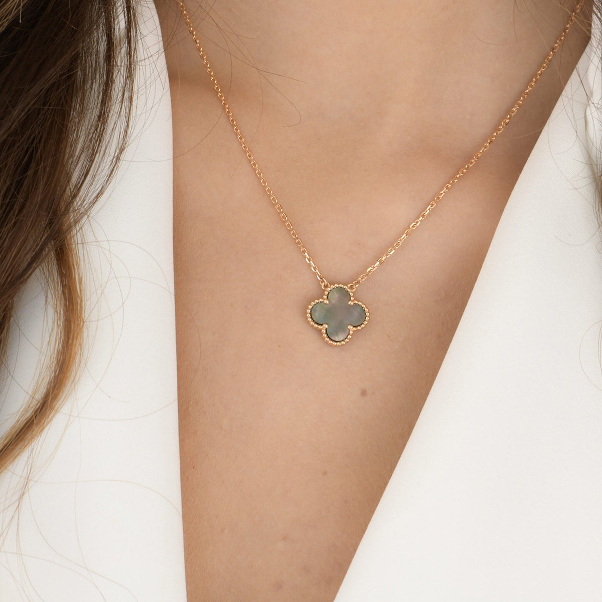 [⭐Veyra]CLOVER 15MM  GRAY MOTHER OF PEARL NECKLACE