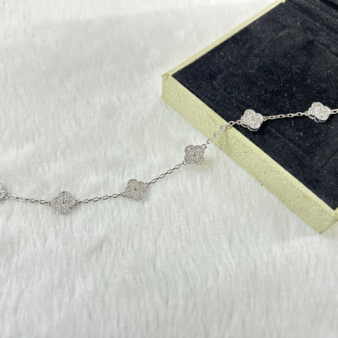 [⭐Veyra]CLOVER 6 MOTIF DIAMOND BRACELET