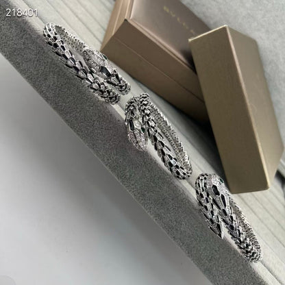[⭐Veyra]NEW OBSIDIAN & DIAMOND SERPENT BRACELET