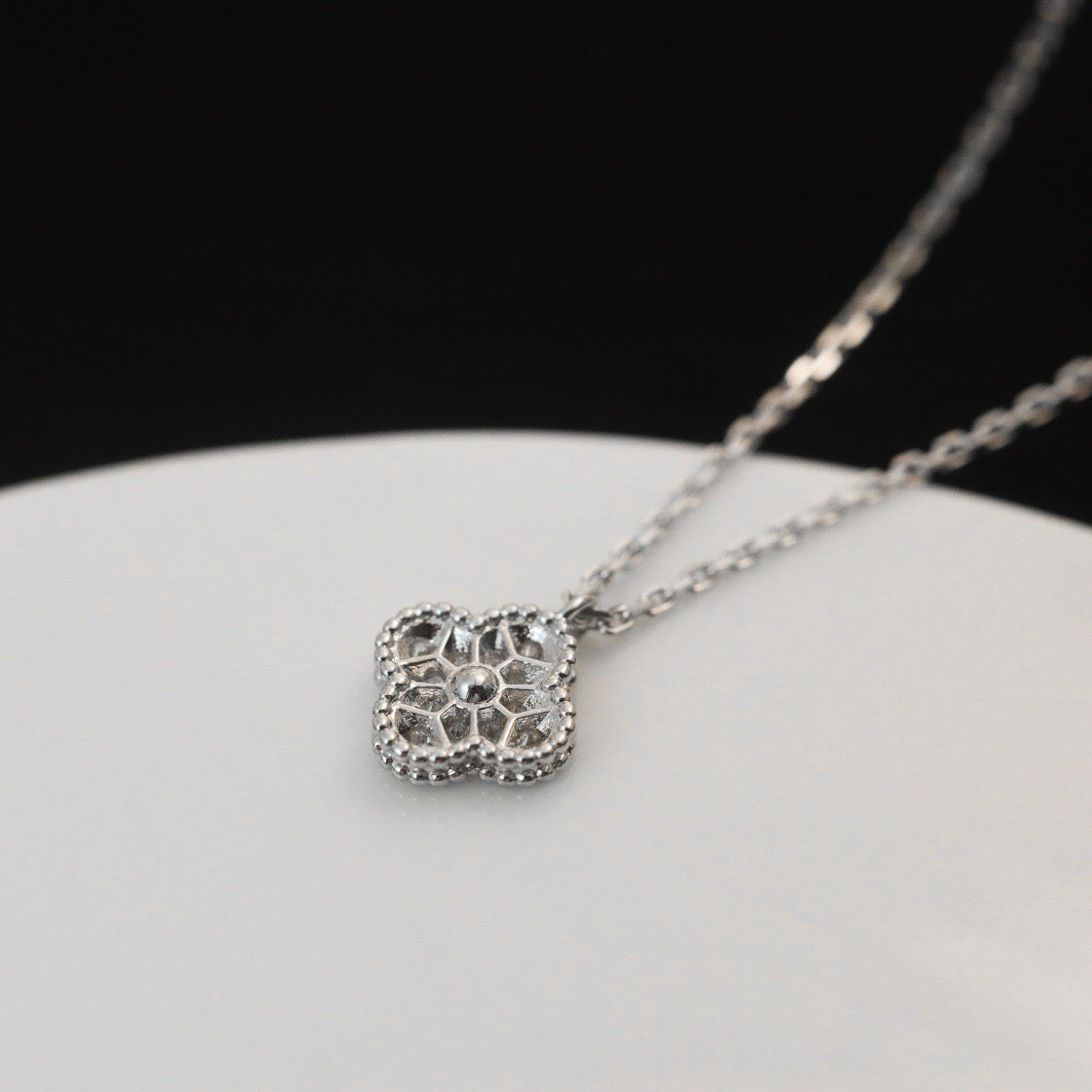 [⭐Veyra]CLOVER MINI 9.5MM PENDANT DIAMOND NECKLACE