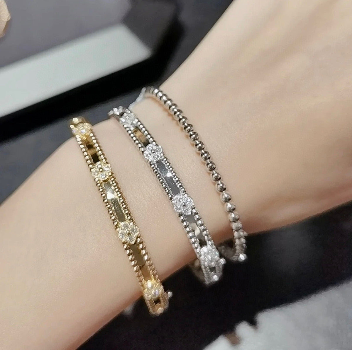 [⭐Veyra]CLOVER BRACELET 4MM DIAMONDS