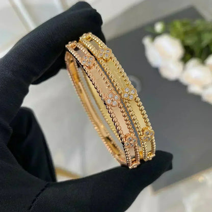 [⭐Veyra]CLOVER BRACELET 4MM DIAMONDS