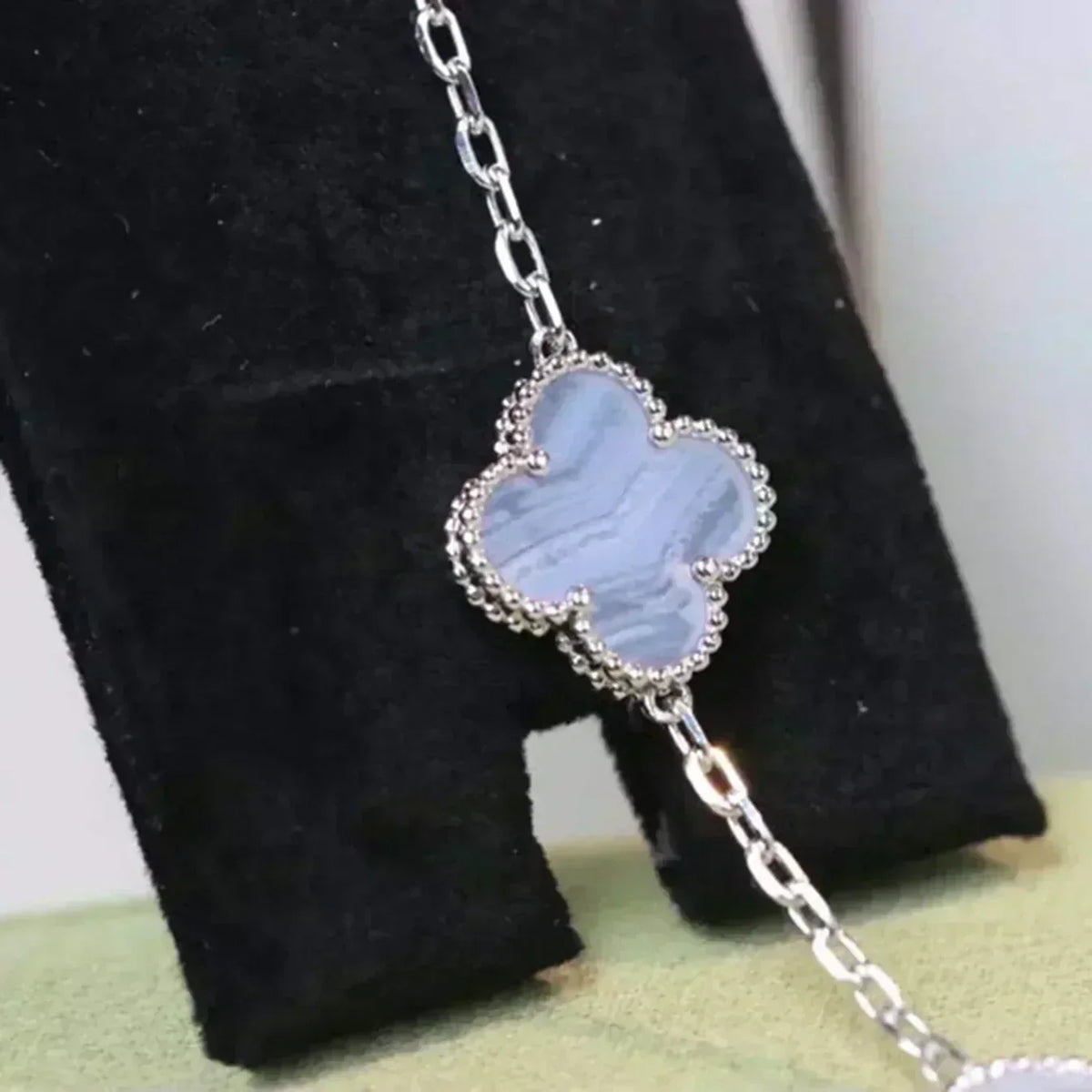 [⭐Veyra] CLOVER 5 MOTIF PURPLE CHALCEDONY BRACELET COLLECTION