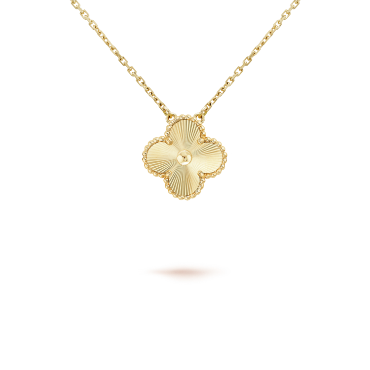 [⭐Veyra]CLOVER 15MM LASER NECKLACE