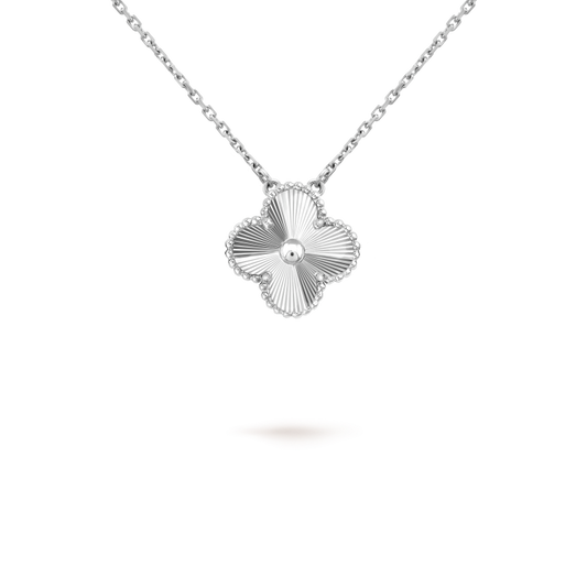 [⭐Veyra]CLOVER 15MM LASER NECKLACE SILVER
