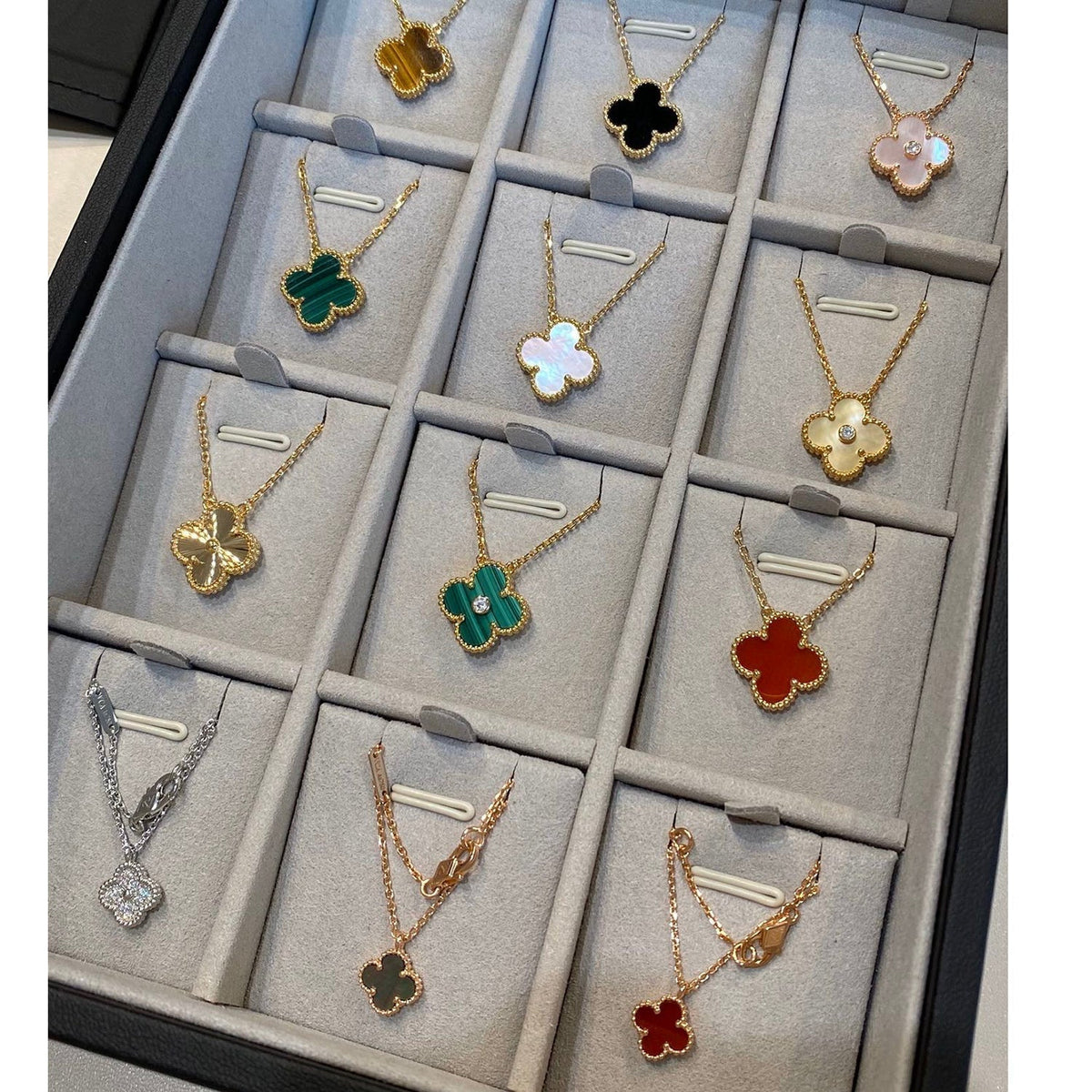[⭐Veyra]CLOVER 15MM LASER NECKLACE SILVER
