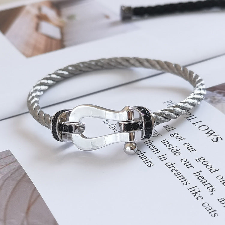 [⭐Veyra]FORCE LARGE HORSESHOE BLACK DIAMOND BRACELET SILVER