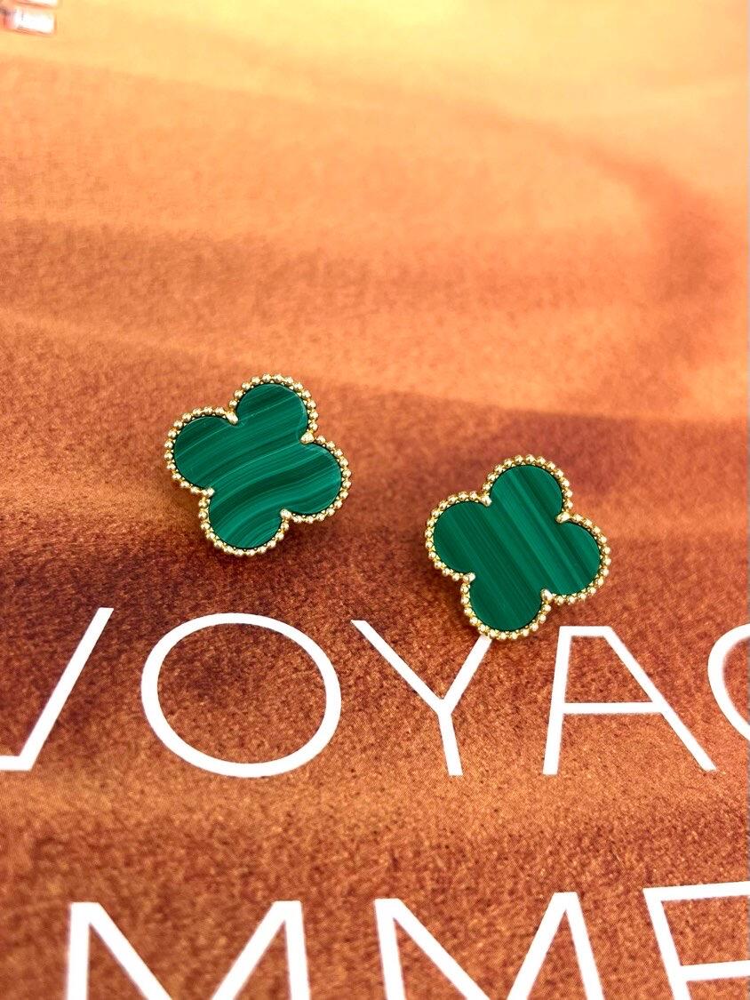 [⭐Veyra] CLOVER LARGE (20mm) 1 MOTIFS GREENER MOP STUD EARRINGS