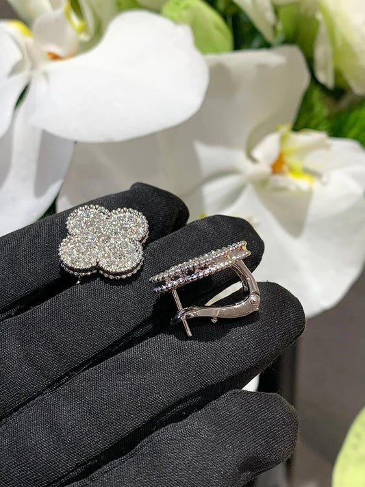 [⭐Veyra]CLOVER 20MM MOTIFS DIAMOND STUD EARRINGS SILVER