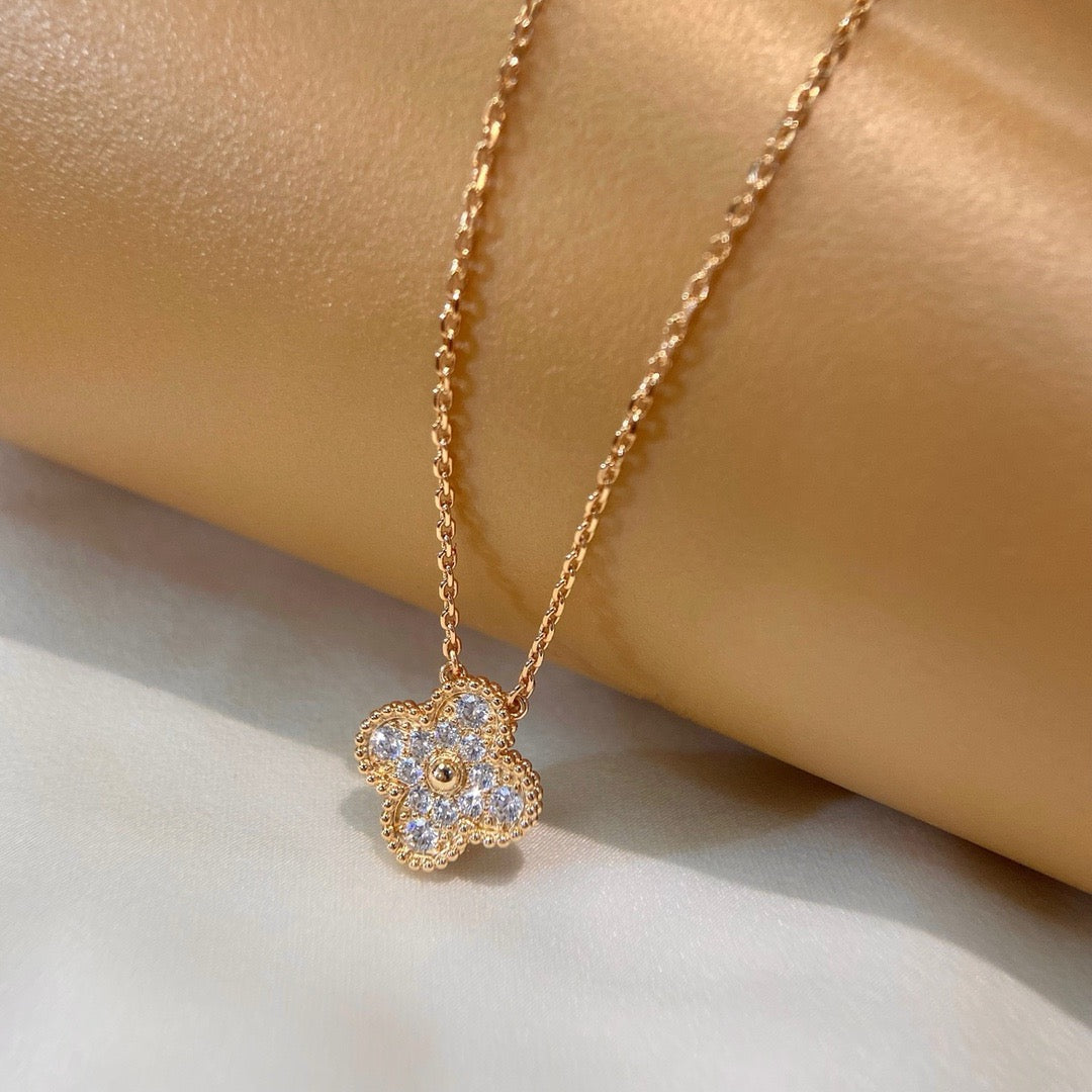 [⭐Veyra]CLOVER 15MM DIAMOND SINGLE FLOWER NECKLACE