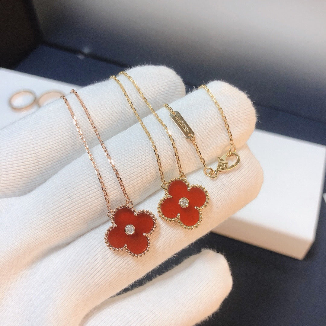 [⭐Veyra]CLOVER 15MM DIAMOND CARNELIAN NECKLACE
