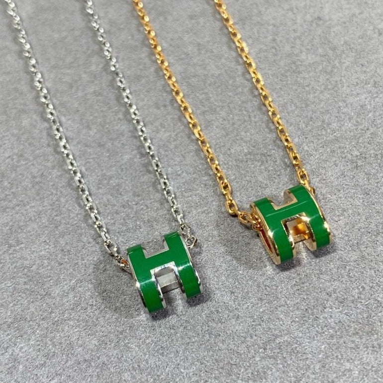 [⭐Veyra]POP H GREEN NECKLACE SILVER AND GOLD