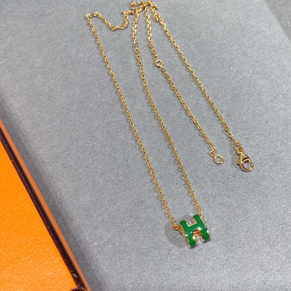 [⭐Veyra]POP H GREEN NECKLACE SILVER AND GOLD