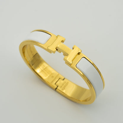 [⭐Veyra]H WHITE BRACELET