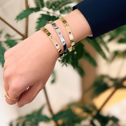 [⭐Veyra] 2026 RAINBOW LOVE BRACELET 6.1MM  10 DIAMONDS