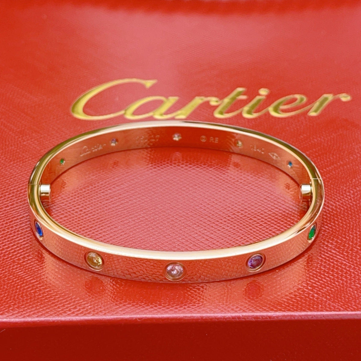 [⭐Veyra] 2026 RAINBOW LOVE BRACELET 6.1MM  10 DIAMONDS