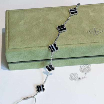 [⭐Veyra] CLOVER 5 MOTIF PULSAR STONE BRACELET COLLECTION