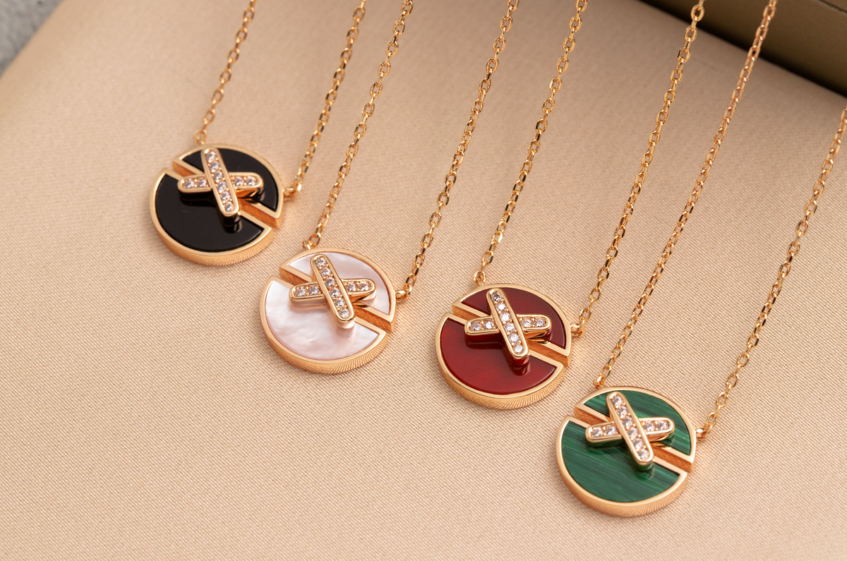 [⭐Veyra]JEUX DE PINK GOLD DIAMOND NECKLACE