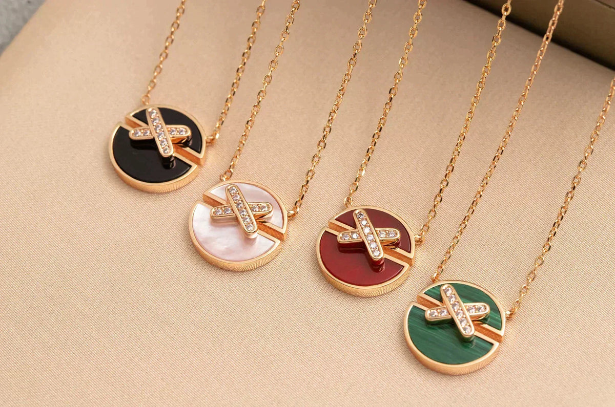 [⭐Veyra]JEUX DE ROSE GOLD DIAMOND NECKLACE