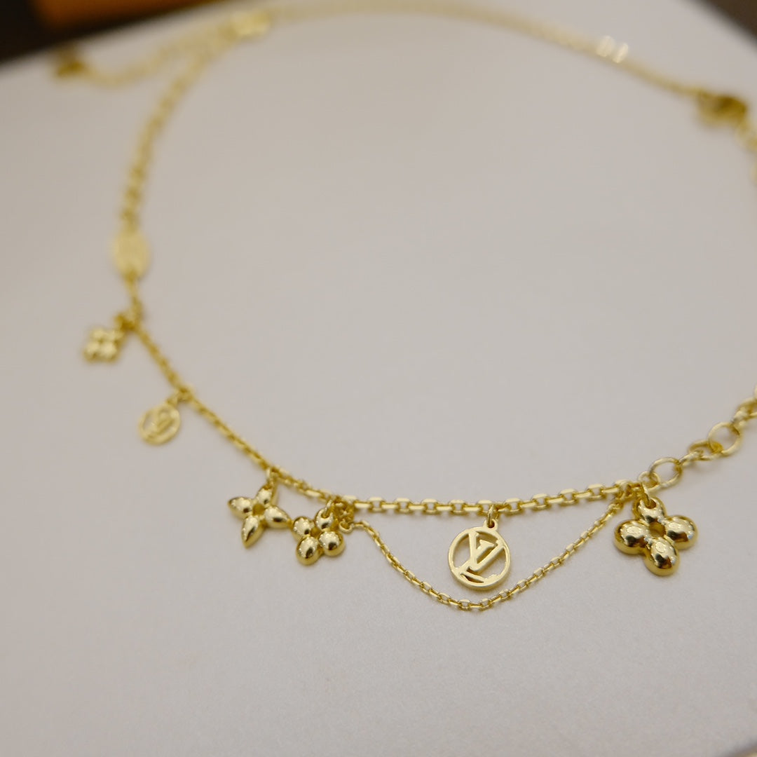 [⭐Veyra]BLOOMING SUPPLE NECKLACE BRASS