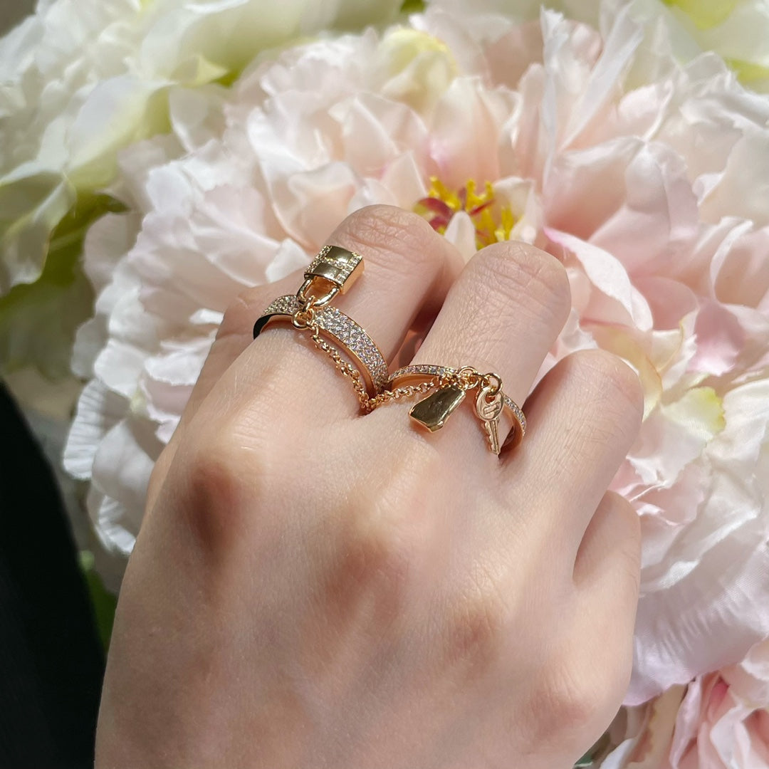 [⭐Veyra]HM KELLY CLOCHETTE DOUBLE RING IN  WITH DIAMONDS